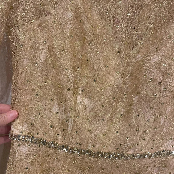 NEW Mac Duggal Long Sleeve Floral Sequin Lace A-Line Gown Size 6 - Picture 3 of 4